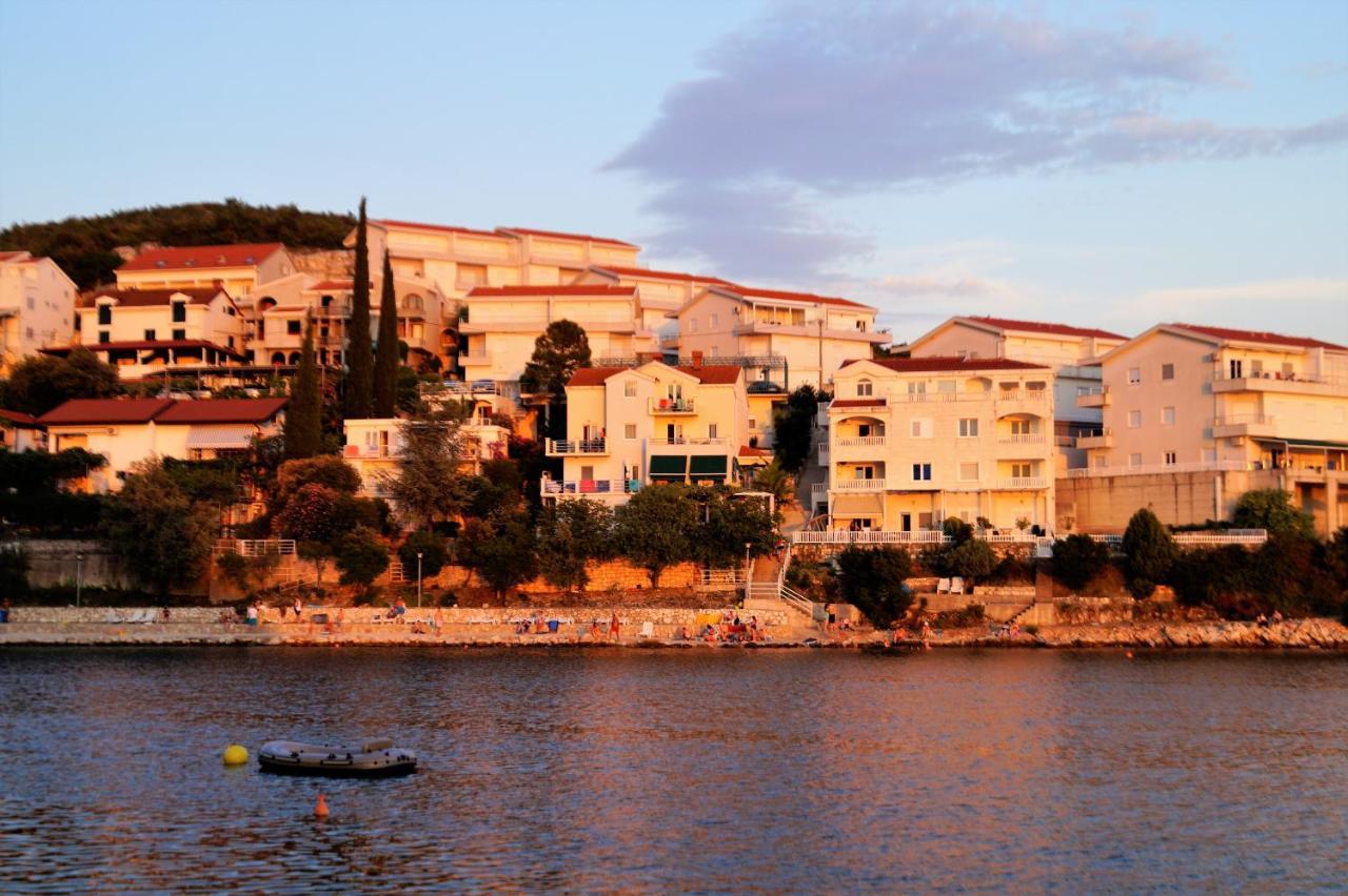 Villa Obad Guest House Неум Екстер'єр фото
