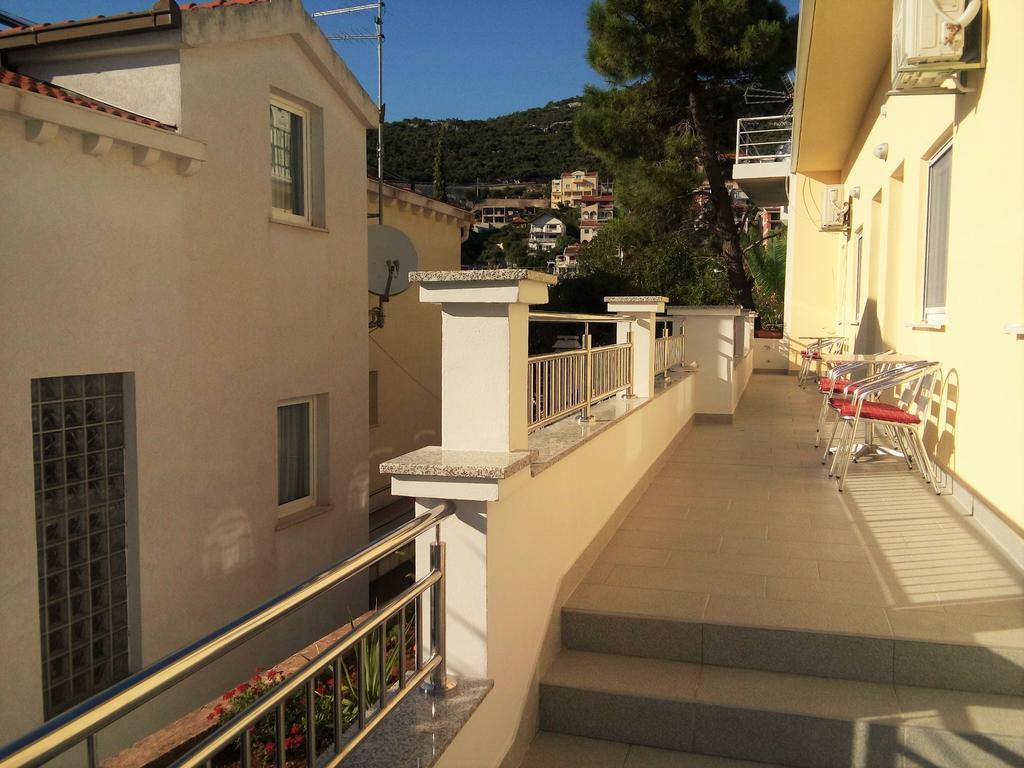 Villa Obad Guest House Неум Екстер'єр фото